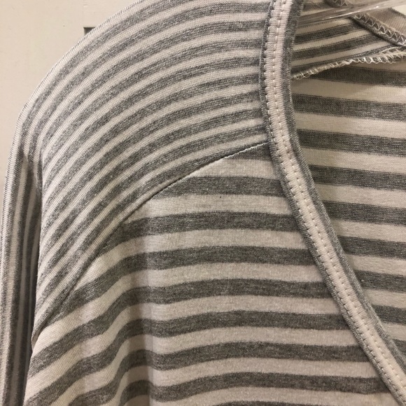 ✨5 for $25✨Elodie gray & white striped shirt. - Picture 3 of 5
